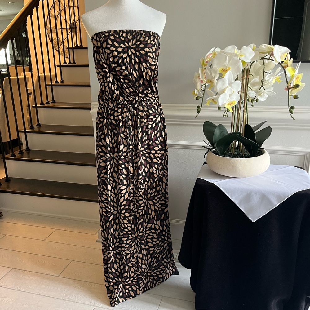 Chic Strapless Leaf Pattern Dress (Never Worn) - image 1